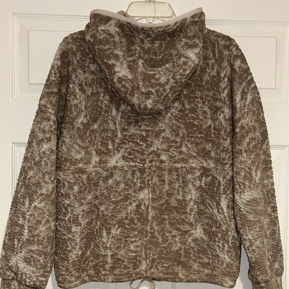prAna Pullover Hoodie - Picture 8 of 8